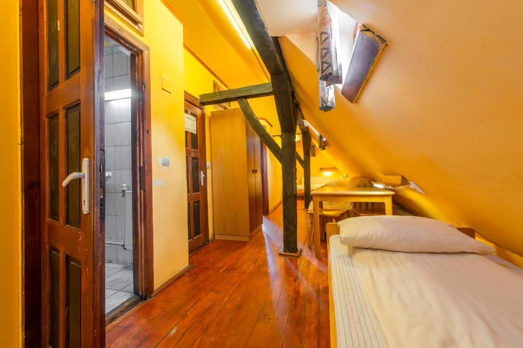 Хостелы Burg Hostel Sighisoara Сигишоара