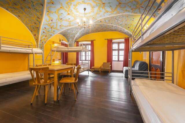 Хостелы Burg Hostel Sighisoara Сигишоара-45